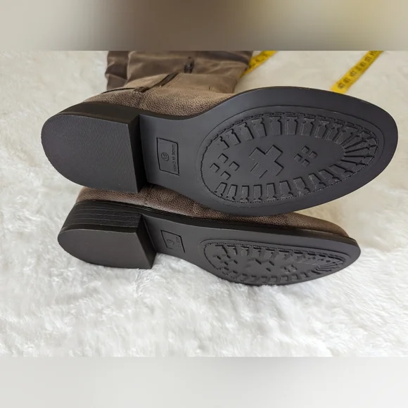 American Rag Brown Over the Knee Boots with Classic Equestrian Design - Picture 5 of 5